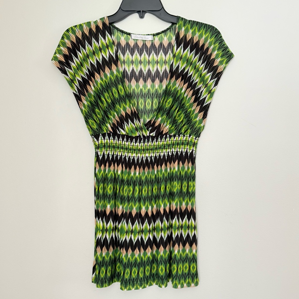 Charlotte Russe Vibrant Green Forest Patterned Top Blouse Sleeveless Sz S
